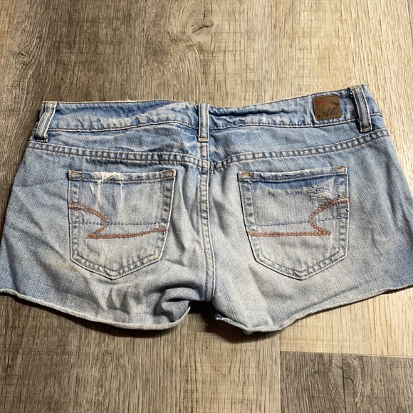 American Eagle Jean Shorts - Picture 2 of 4